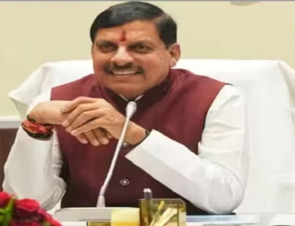 व्यापार वाणिज्य और उद्योग के क्षेत्र में भारत तेज गति से आगे बढ़ रहा है : मोहन यादव
