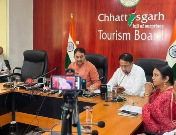 हमारा लक्ष्य वर्ष 2028 तक छत्तीसगढ़ को राष्ट्रीय एवं अंतरराष्ट्रीय पर्यटन मानचित्र पर नई पहचान दिलाना है-टूरिज्म बोर्ड के अध्यक्ष नीलू शर्मा