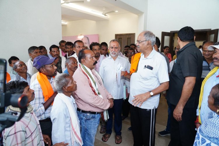 ग्रामीणों ने उठाई वित्तीय पारदर्शिता की मांग; सांसद बोले— ग्रामीणों की आवाज दबाना बर्दाश्त नहीं, उच्च स्तर पर होगी बात