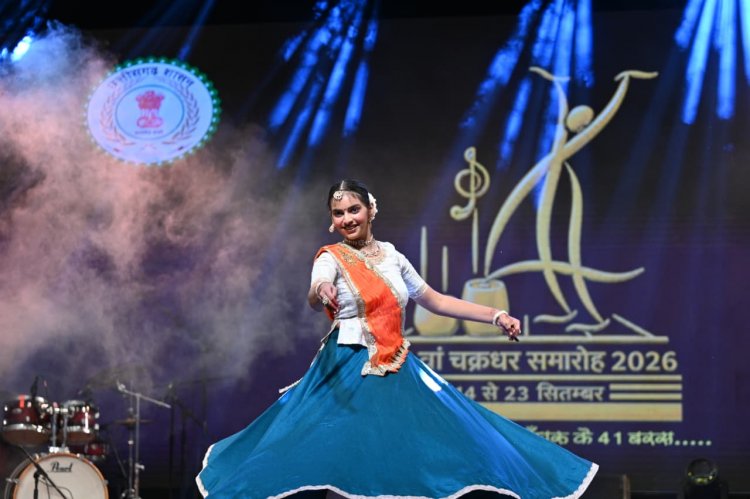 शार्वी सिंह परिहार ने कथक की मनमोहक प्रस्तुति दी