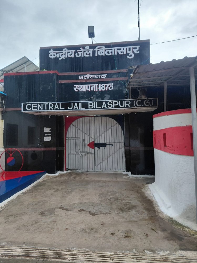 वायरल वीडियो में मोबाइल नहीं, जेल इंटरकॉम से बातचीत—वायरल दावे पर उठे सवाल