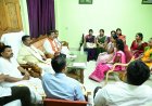 उप मुख्यमंत्री श्री शर्मा ने महिलाओं को प्रोत्साहित करते हुए कहा कि एनपीओपी प्रमाणन मिलने के बाद अब दण्डक ब्रांड के उत्पादों को राष्ट्रीय एवं अंतरराष्ट्रीय बाजारों तक पहुंचाने की दिशा में योजनाबद्ध तरीके से कार्य करने की आवश्यकता है।