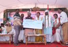 मंत्री रामविचार नेताम ने ठाकुर जोहारनी मिलन समारोह में प्रदान की अनुदान सहायता, पशुपालन से बढ़ेंगे स्वरोजगार के अवसर