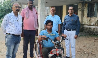 मोटराइज्ड ट्राइसाइकिल से आसान हुई हिमेश की राह, पढ़ाई और आत्मनिर्भरता को मिला संबल