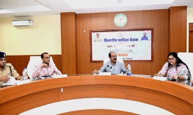  उप मुख्यमंत्री  अरुण साव ने की विकास कार्यों की प्रगति और योजनाओं के क्रियान्वयन की समीक्षा