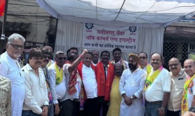 महाराजा अग्रसेन जयंती शोभायात्रा: चेम्बर अध्यक्ष सतीश थौरानी के नेतृत्व में हुआ भव्य स्वागत, व्यापारिक नैतिकता को बताया समाज की नींव