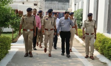 बिलासपुर जेल में नवरात्रि की भक्ति, एसपी-कलेक्टर ने कैदियों को दिया नई शुरुआत का संदेश