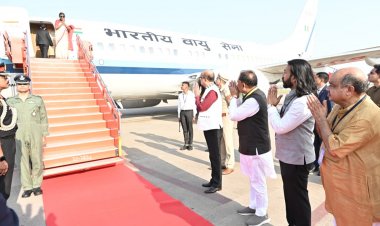 राष्ट्रपति श्रीमती द्रौपदी मुर्मु छत्तीसगढ़ प्रवास के पश्चात रायपुर से हुईं रवाना