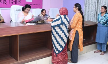 महिला आयोग की जनसुनवाई में 30 प्रकरणों पर हुई सुनवाई, 10 नस्तीबद्ध
