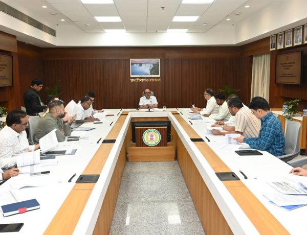 मुख्य सचिव की अध्यक्षता में आदिम जाति विकास संबंधी राज्य स्तरीय कार्य समिति की बैठक सम्पन्न