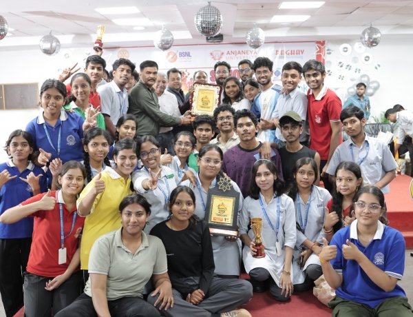 आंजनेय यूनिवर्सिटी सृजन 5.0 का भव्य समापन, बच्चों की प्रतिभा को मिला सम्मान