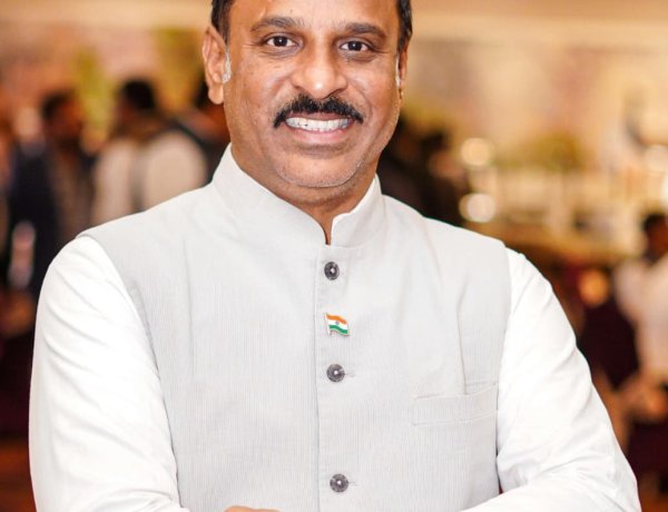 छत्तीसगढ़ चेम्बर ऑफ कॉमर्स के उपाध्यक्ष  लोकेश चंद्रकांत जैन एवं जितेन्द्र शादीजा डीआरयूसीसी (रायपुर संभाग) के सदस्य पुनः नामित