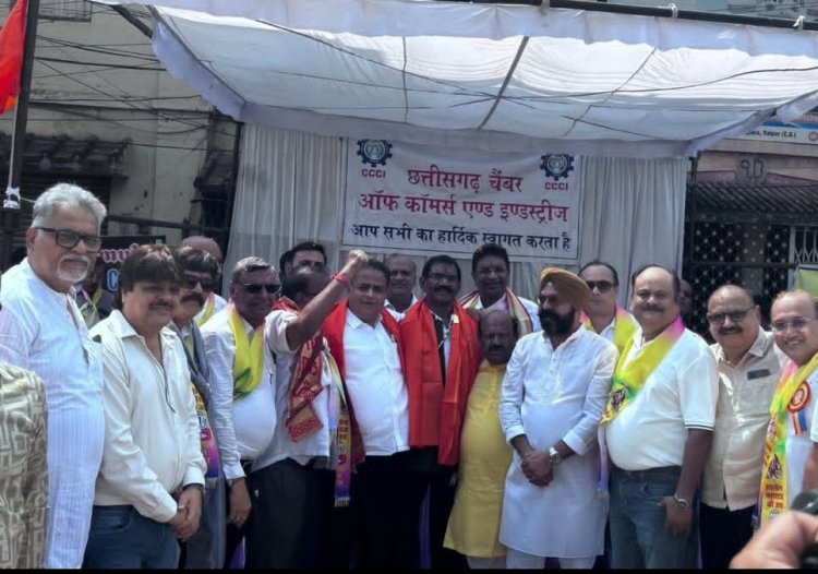 महाराजा अग्रसेन जयंती शोभायात्रा: चेम्बर अध्यक्ष सतीश थौरानी के नेतृत्व में हुआ भव्य स्वागत, व्यापारिक नैतिकता को बताया समाज की नींव