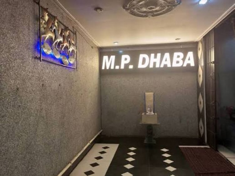 जनशिकायतें मिलने पर नगर निगम जोन 8 स्वास्थ्य विभाग की टीम ने ट्रांसपोर्ट नगर टाटीबंध क्षेत्र में एमपी ढाबा की स्वच्छता व्यवस्था का औचक निरीक्षण किया